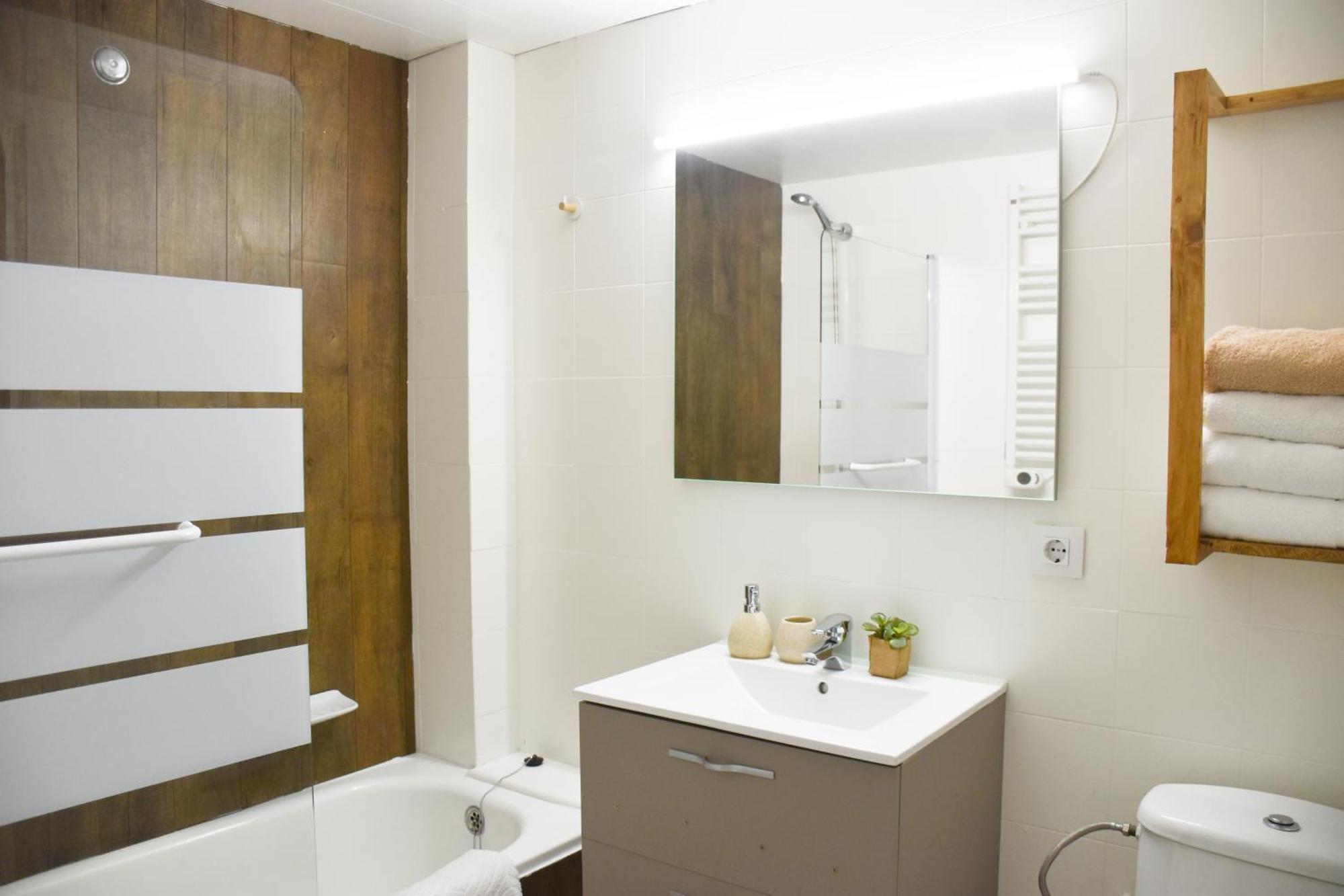 La Neu Studio Neuf Pour 4 Pax En Centre Ville Pas De La Casa Exteriér fotografie