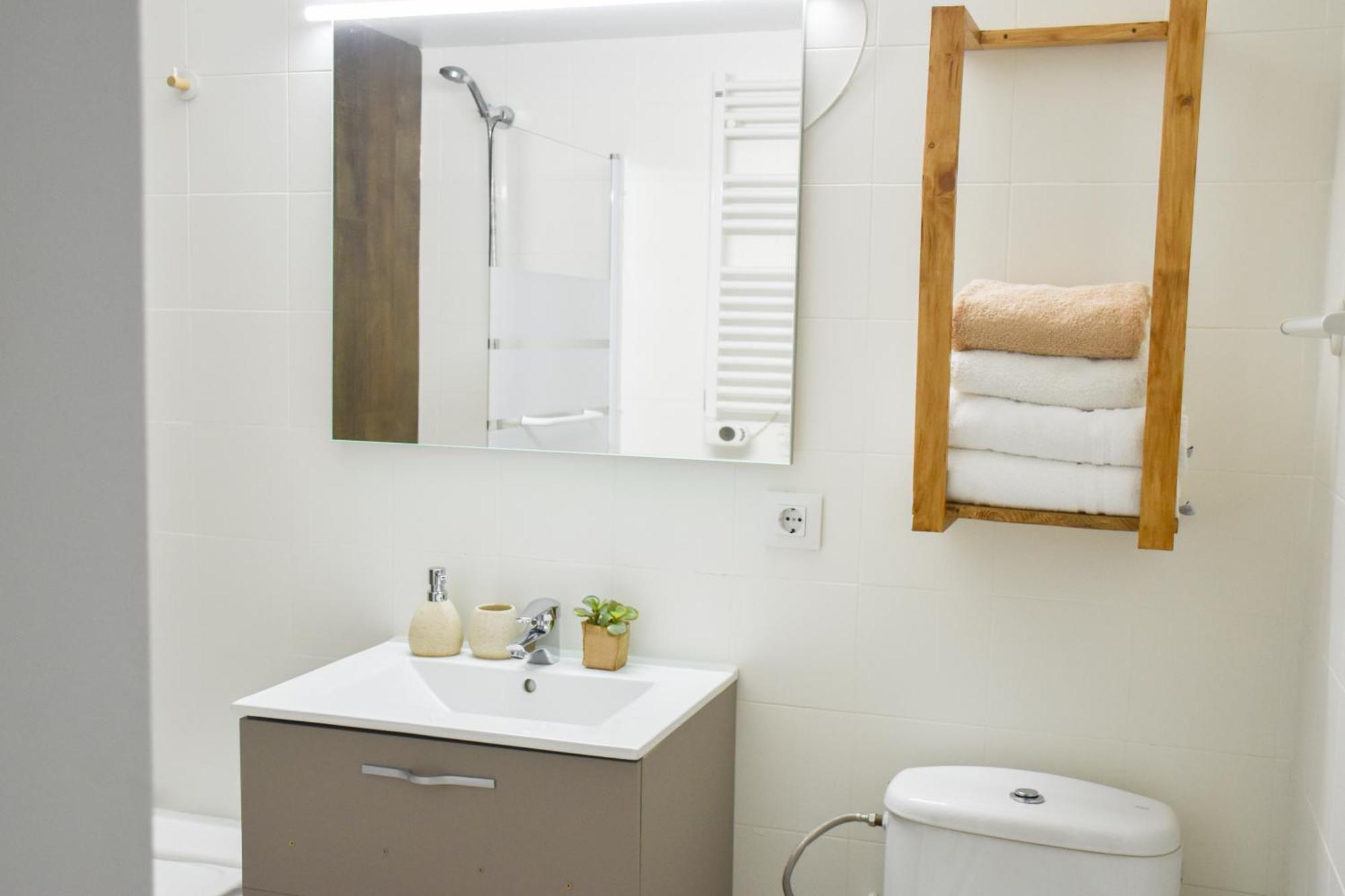 La Neu Studio Neuf Pour 4 Pax En Centre Ville Pas De La Casa Exteriér fotografie